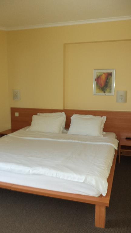Hotel Elit 2*